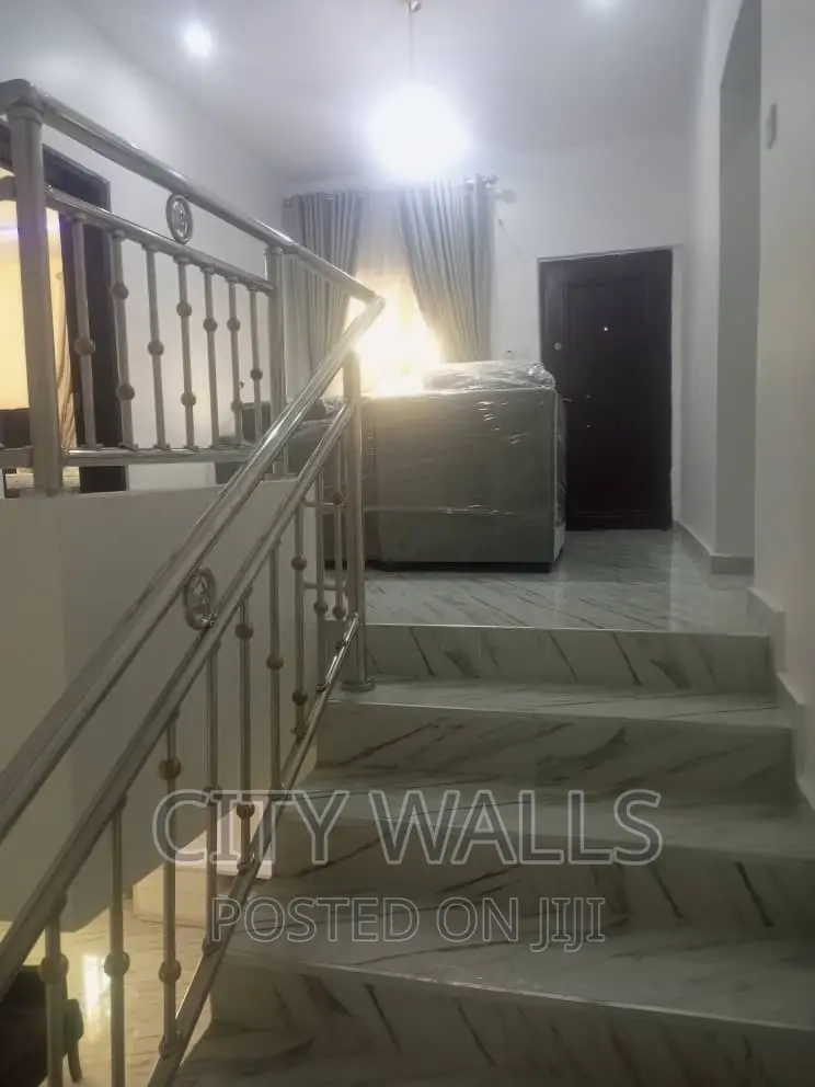 Furnished 4bdrm Townhouse / Terrace in Meridian Park Estate, Awoyaya