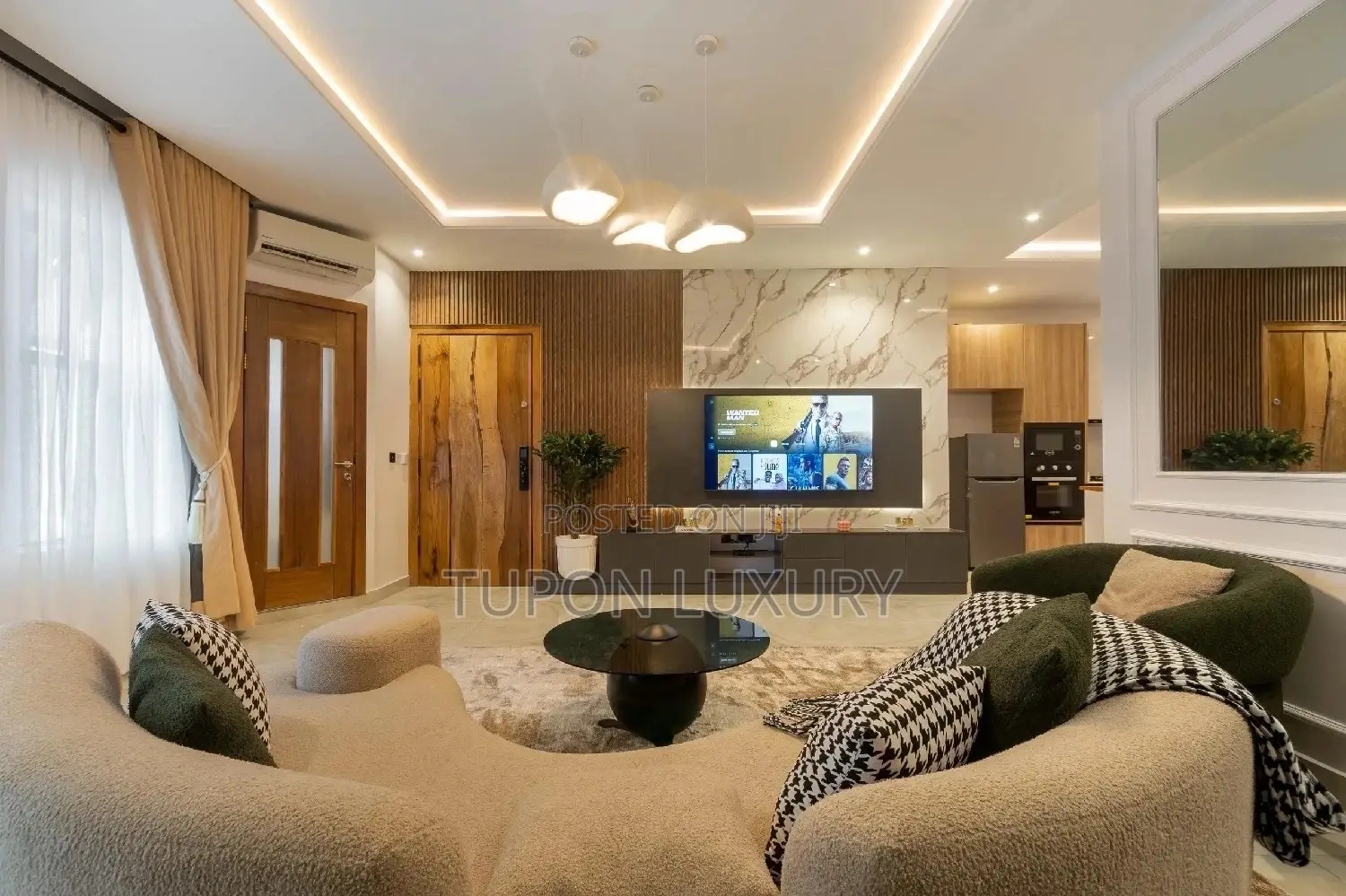 Luxury 2bedroom Apartment in Lekki Phase 1 With Pool