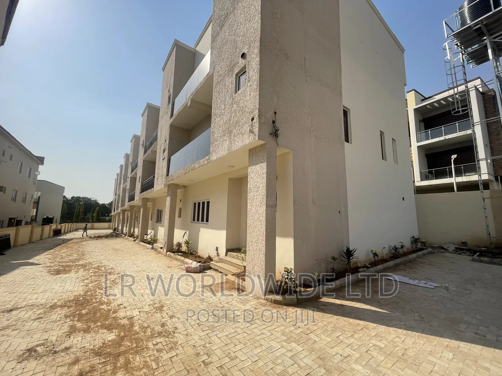 4bdrm Townhouse/Terrace in Jahi for Sale