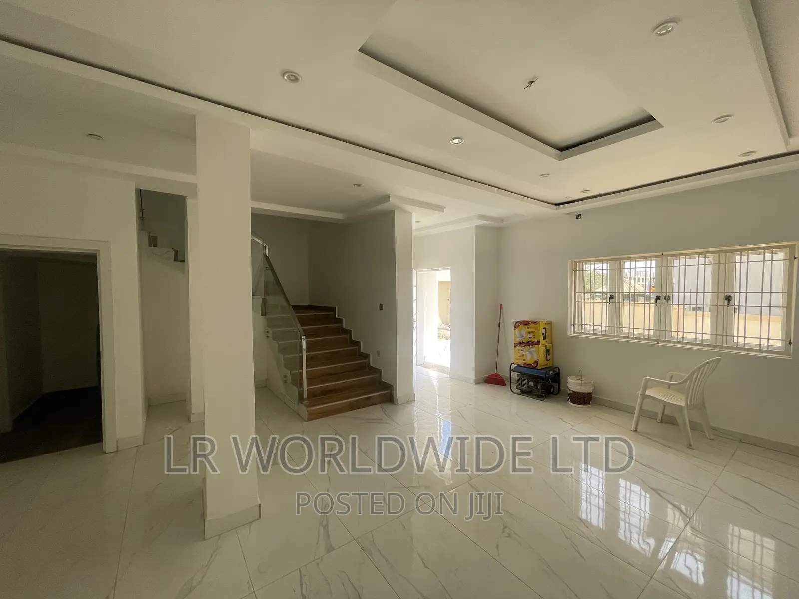 4bdrm Townhouse/Terrace in Jahi for Sale