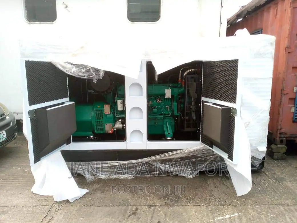 300kva Perkins Diesel Soundproof Generator