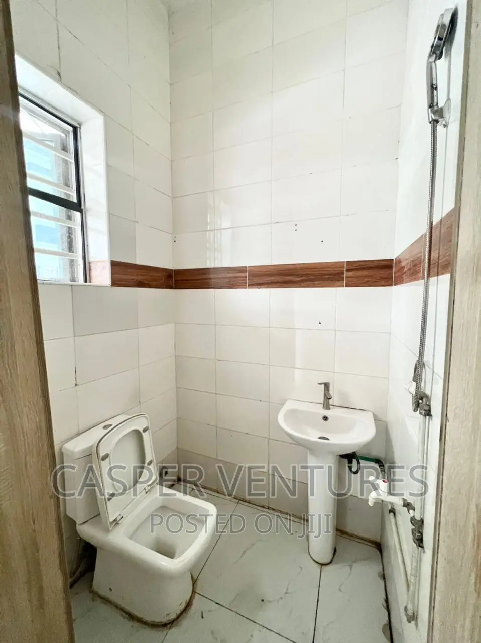 Studio Apartment in Orchid, Chevron for rent