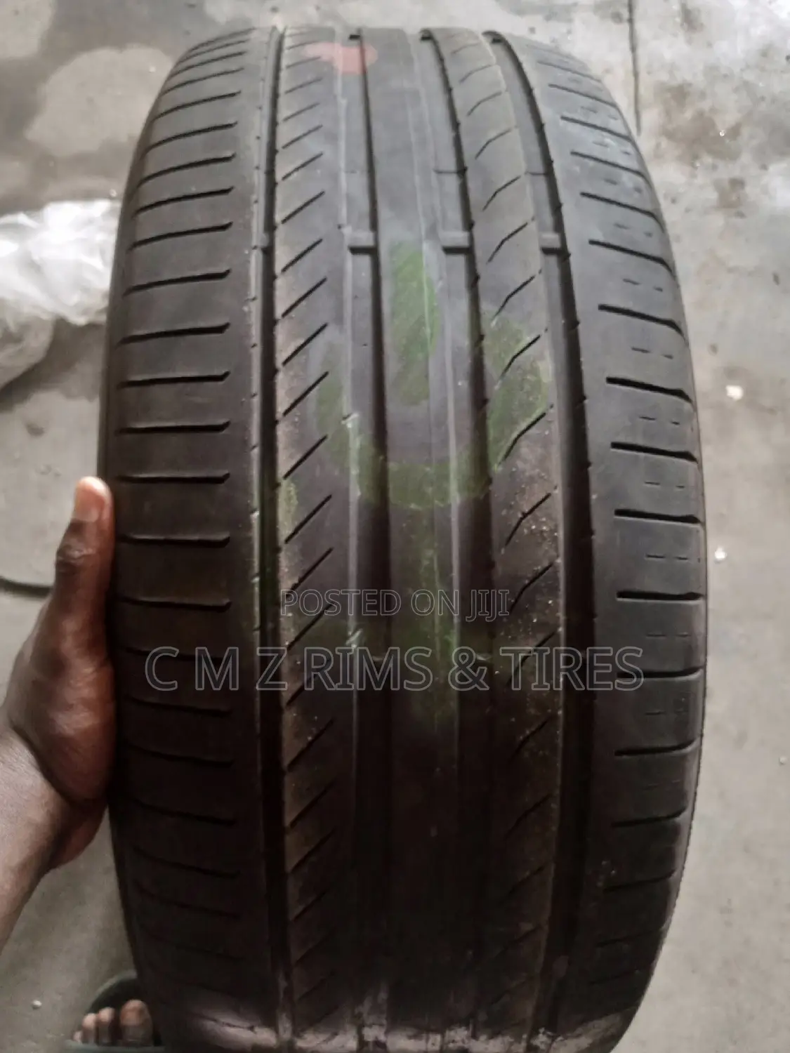 255/55r19 Tokunbo Tires