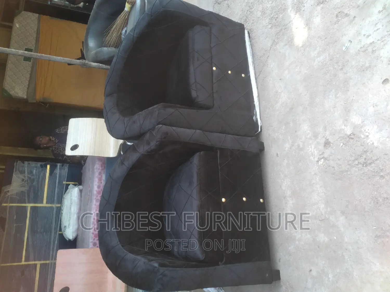 Quality Single Seater Ulphostery Padded Sofa Fabric Chair