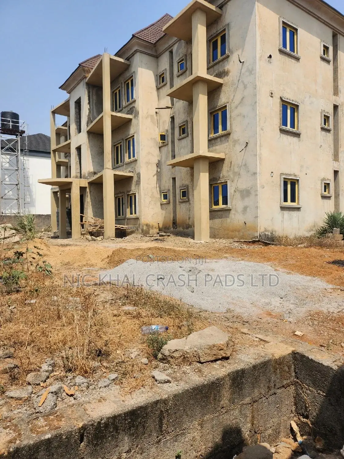 3bdrm Apartment in Jahi Gmor for sale