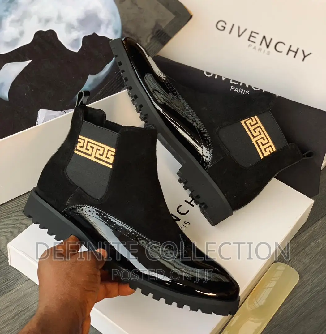 GIVENCHY Luxury Shoe