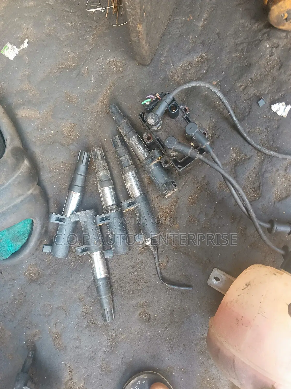 Engine Coils for Renault Duster Megane Scenic Logan Laguna