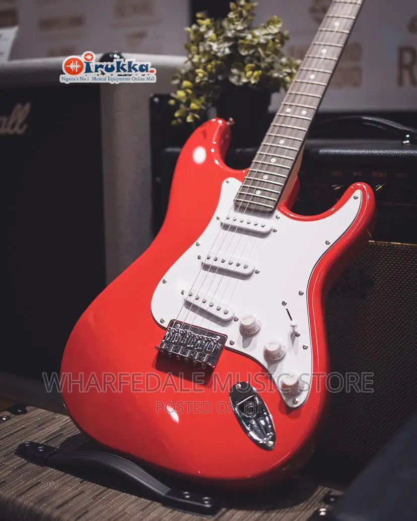 Fender Squire Sq Mm Strat Ht- Lead Guitar Black Red