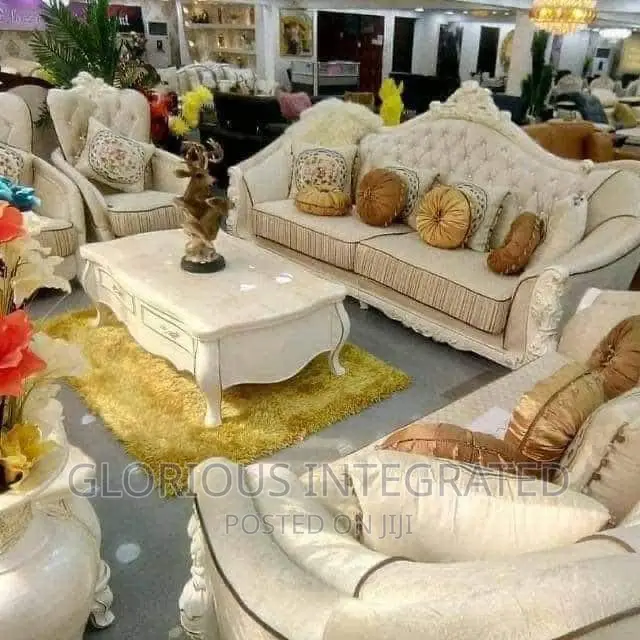 Royal Sofas With Center Table