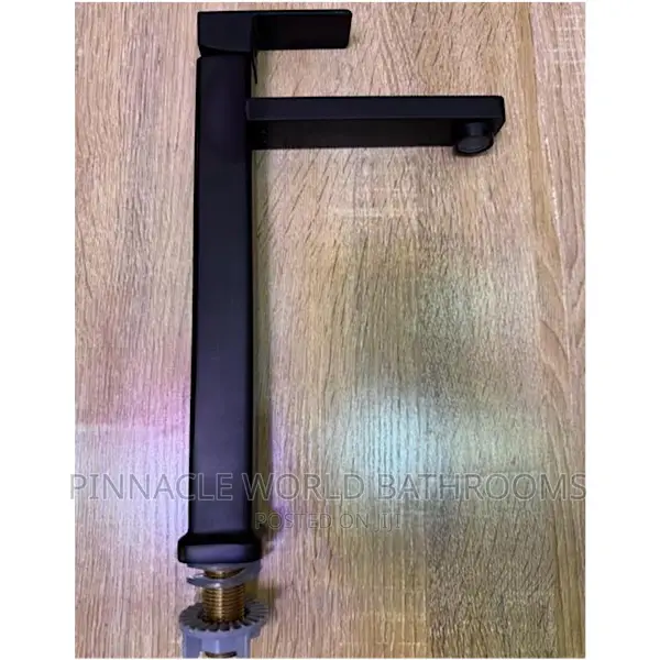 Black Long Basin Tap 775