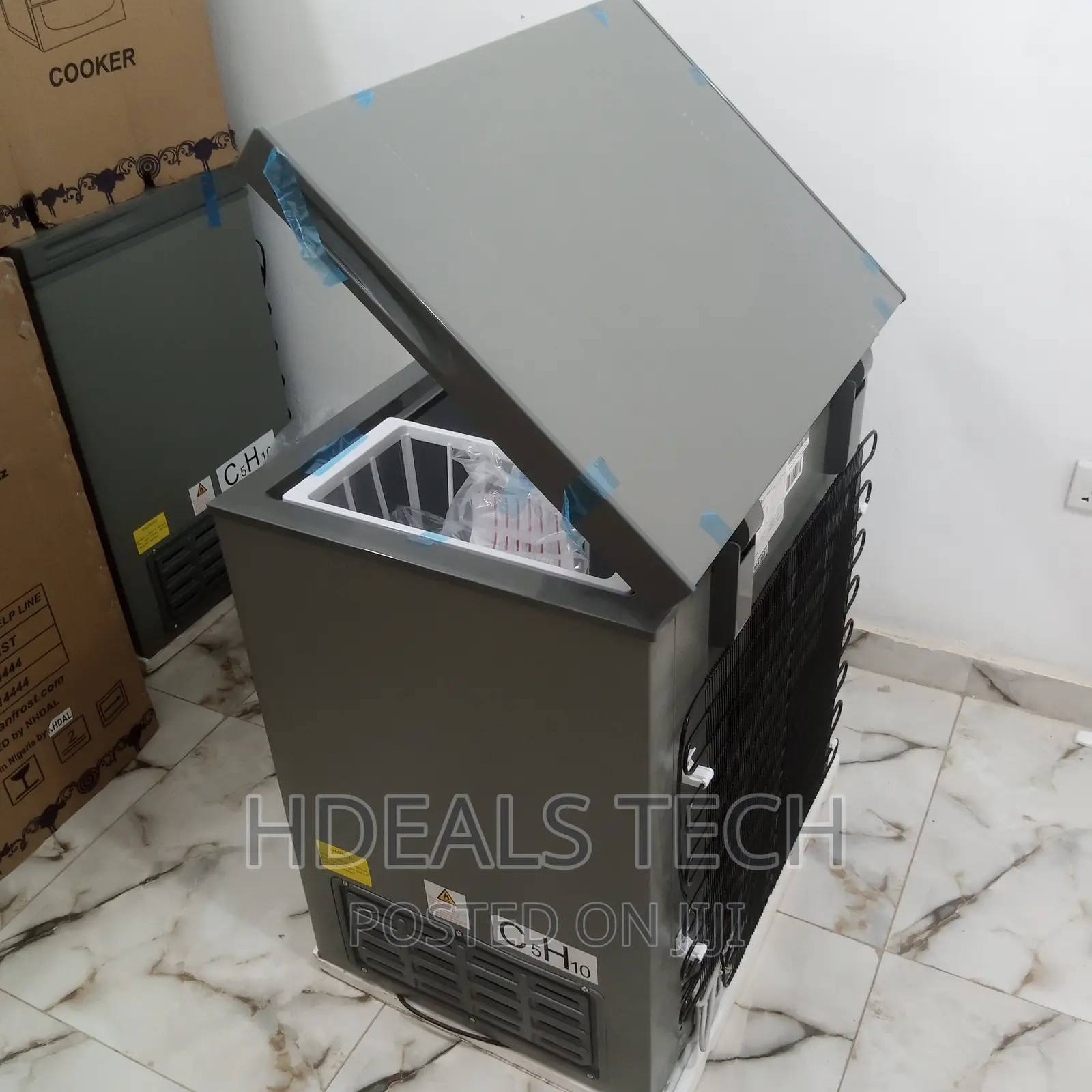Affordable Aeon Chest Freezer 150 Litres