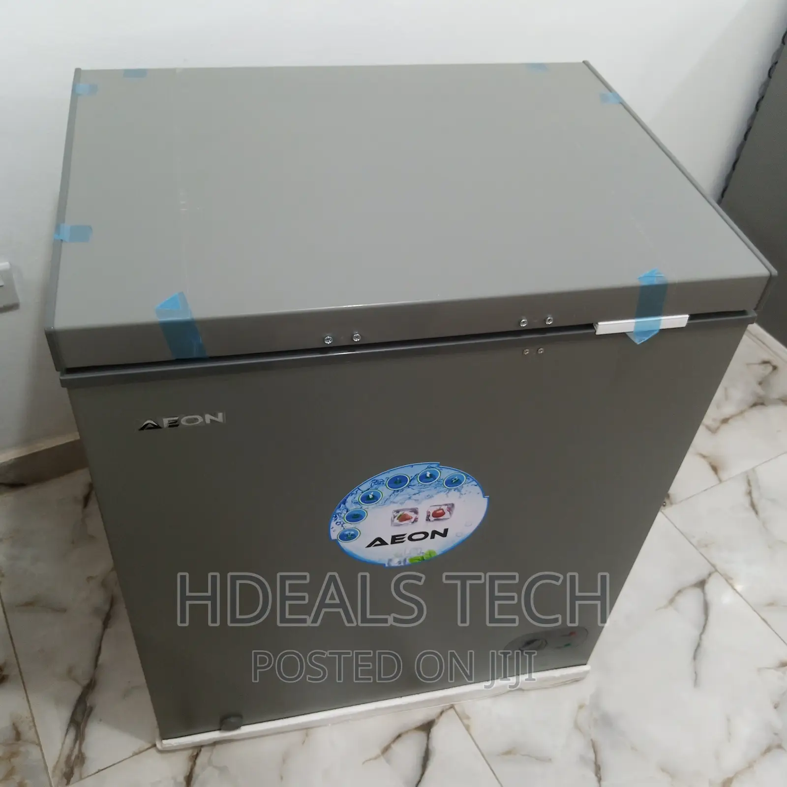 Record-Breaker Aeon Chest Freezer 150 Litres