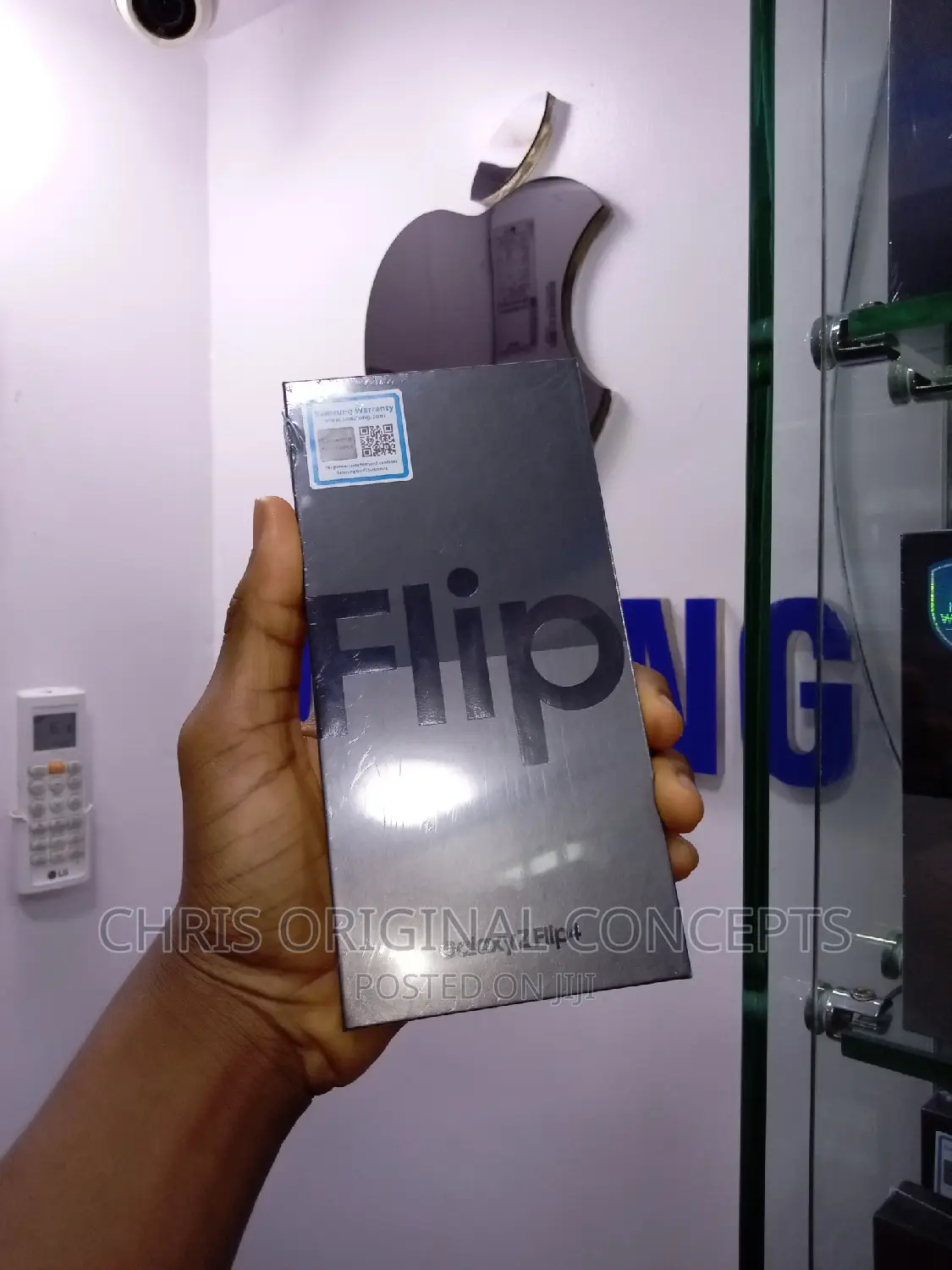 New Samsung Galaxy Z Flip4 128 GB Black