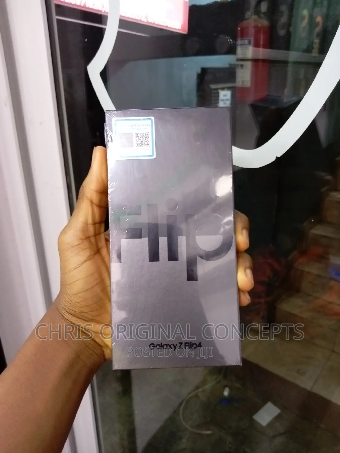 New Samsung Galaxy Z Flip4 128 GB Black