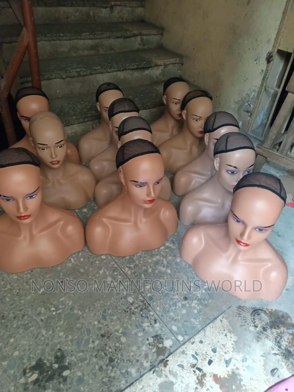 Female Mannequin Heads With Shoulder