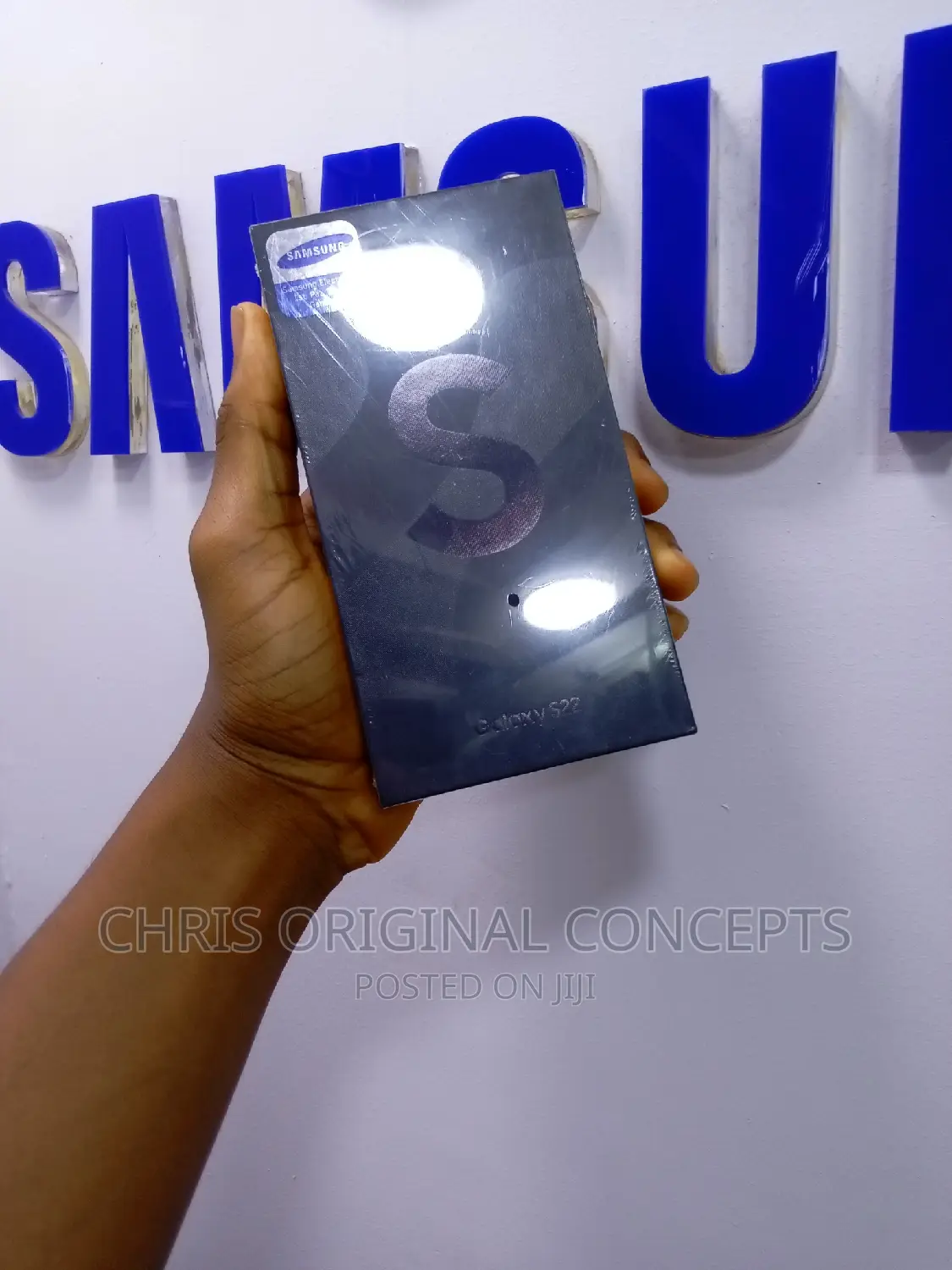 New Samsung Galaxy S22 5G 128 GB Black