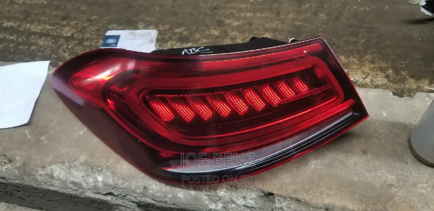GLE63 (167) AMG Coupe 2023 Left Side Backlight