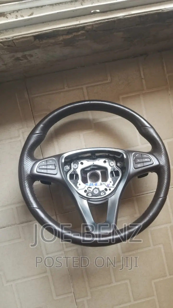 GLE350 2018 Brown Colour Steering Wheel
