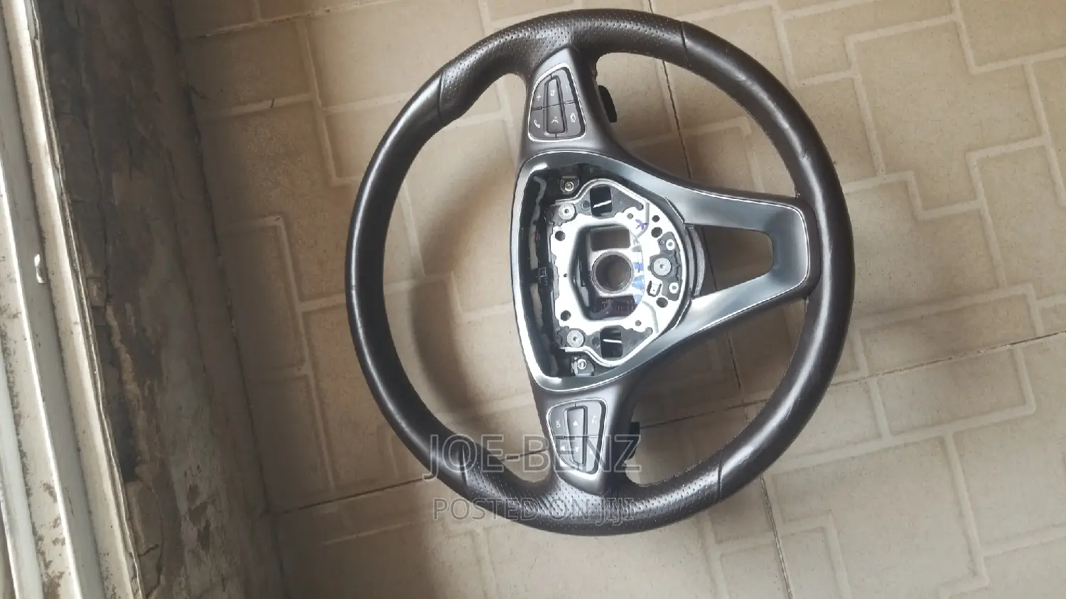 GLE350 2018 Brown Colour Steering Wheel