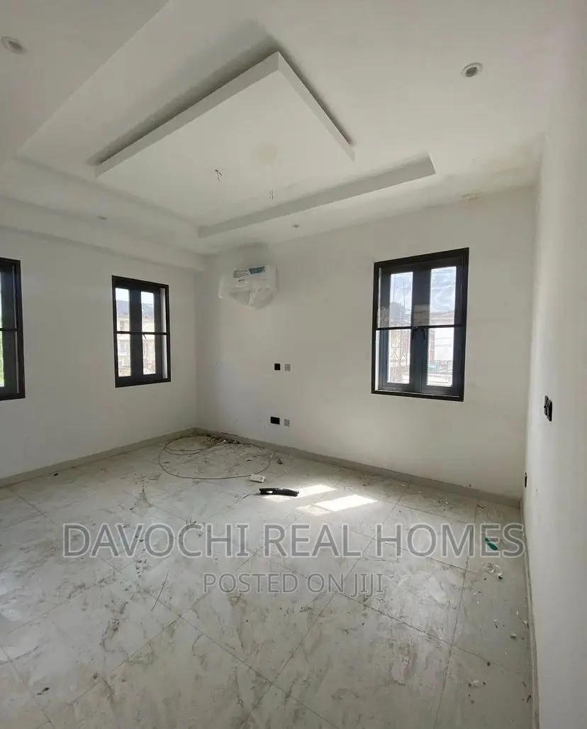 2bdrm Apartment in Ikate, Lekki for rent