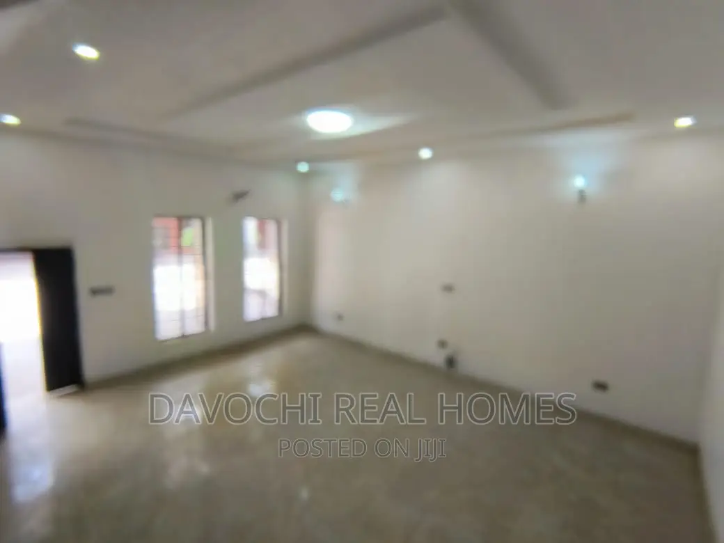 4bdrm Duplex in Ikota, Lekki for rent