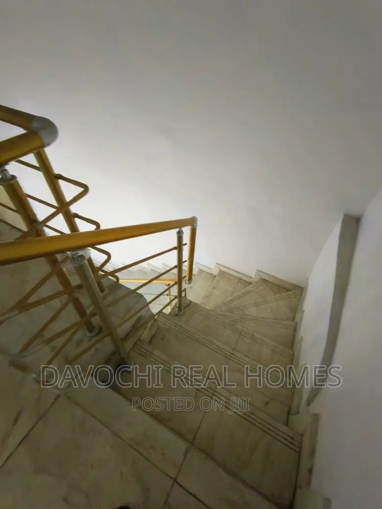 4bdrm Duplex in Ikota, Lekki for rent