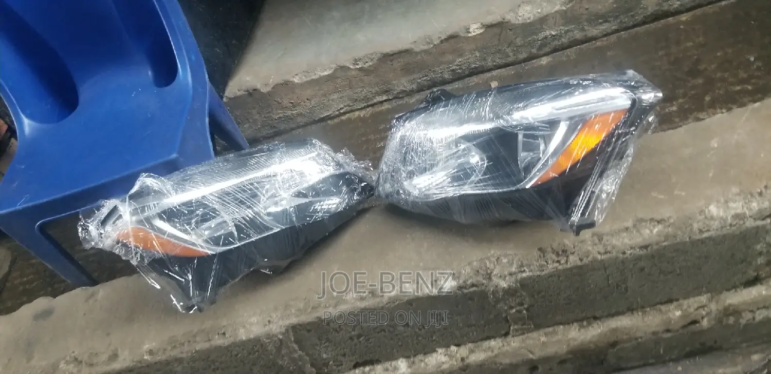 GLA250 Set of Non LED Headlights American