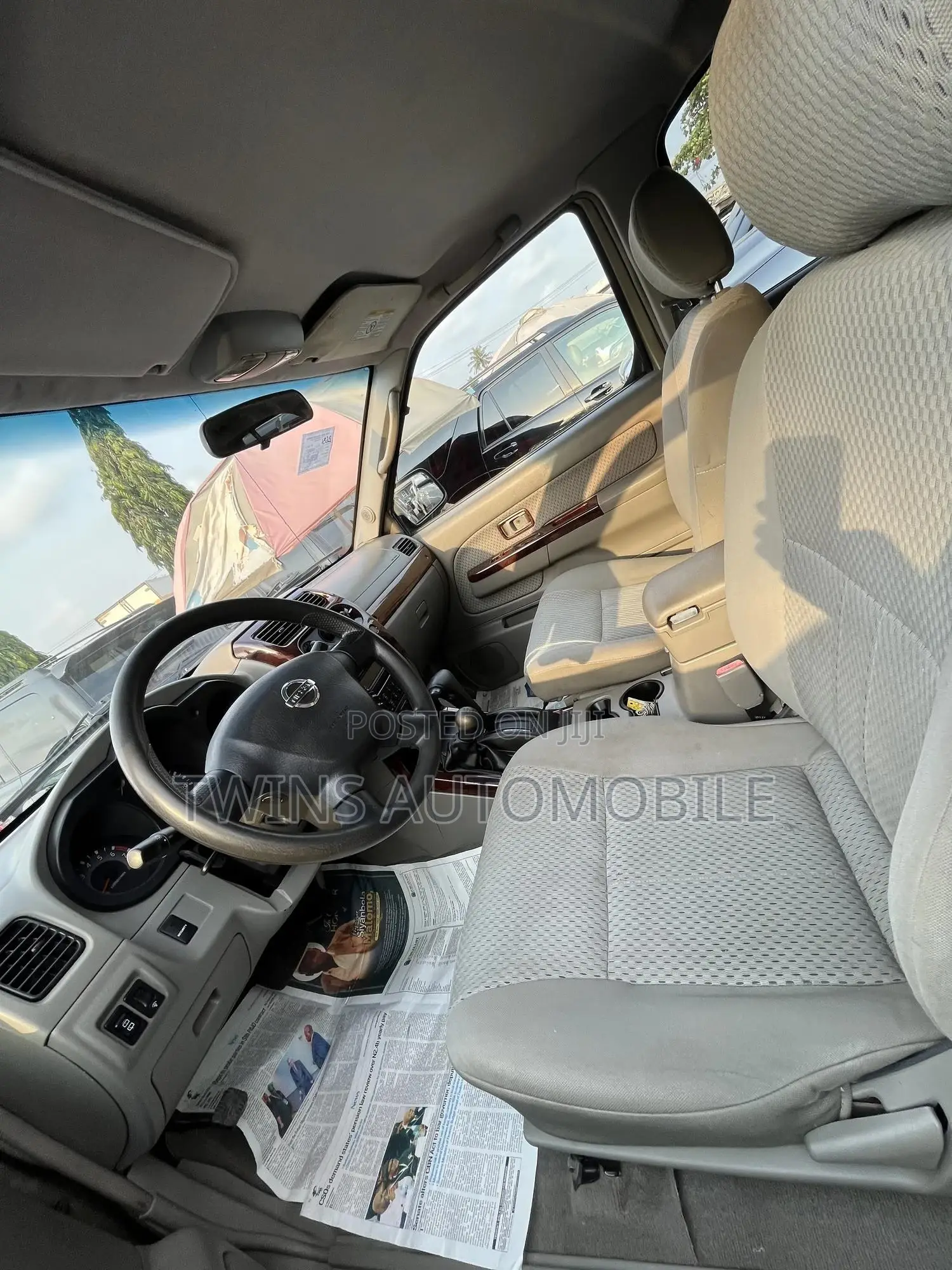 Nissan Xterra 2004 Gray