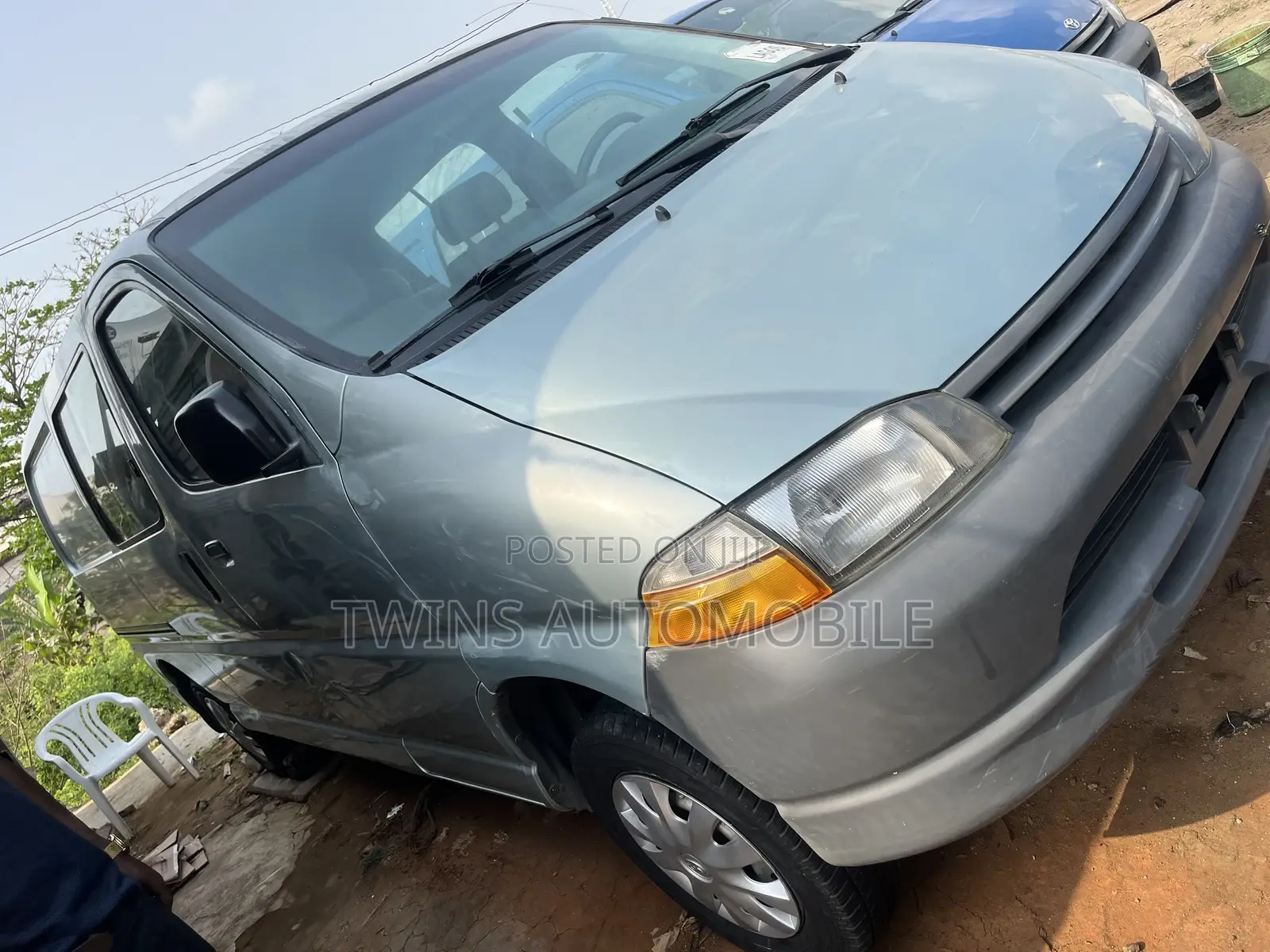 Toyota HiAce 2004 Grey