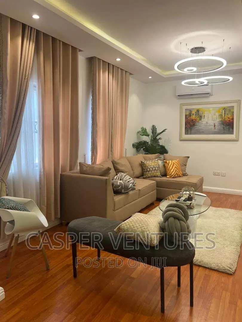 Furnished 3bdrm Duplex in Platinum Way, Jakande for rent