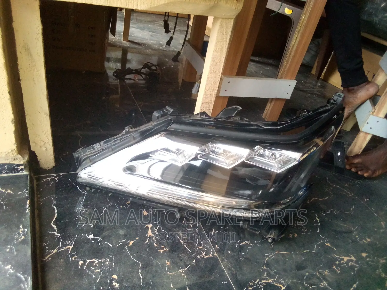Lexus LX 570 2019 Model Headlight1 Set