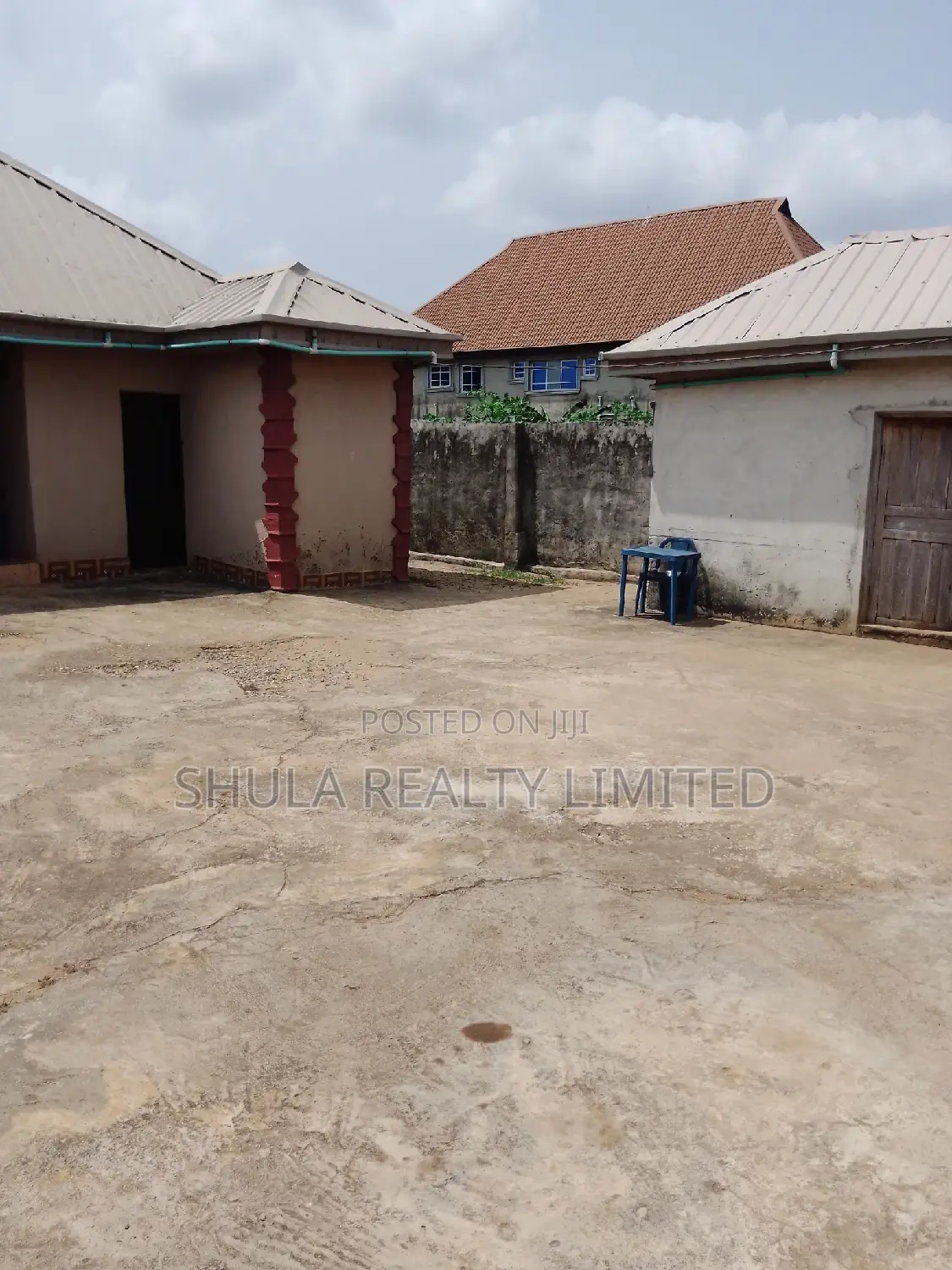 Furnished 10bdrm House in Agbara-Igbesan for sale