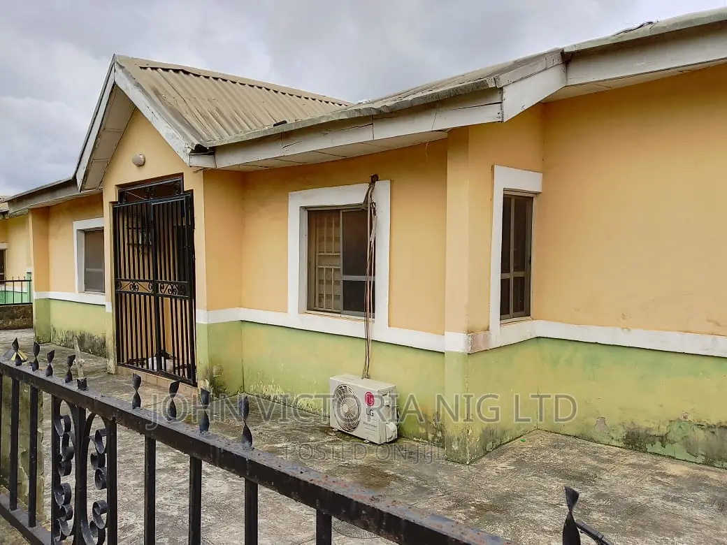 4bdrm Bungalow in Diamond Estate, Iseri Olofin for sale