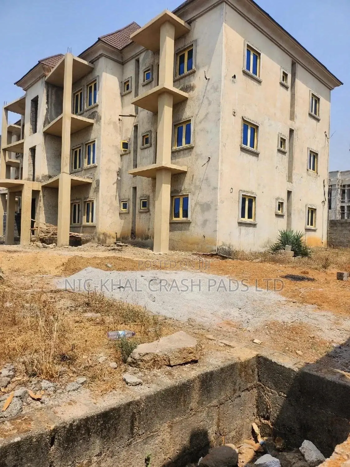 3bdrm Apartment in Jahi Gmor for sale