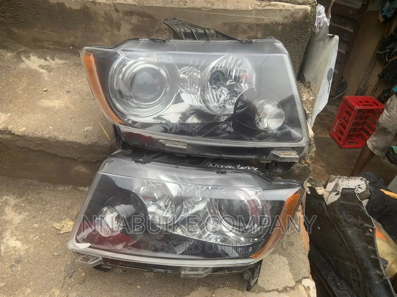 Jeep Cherokee Headlamp 2014