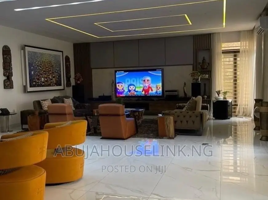 Furnished 5bdrm Duplex in Guzape Main Abuja for sale