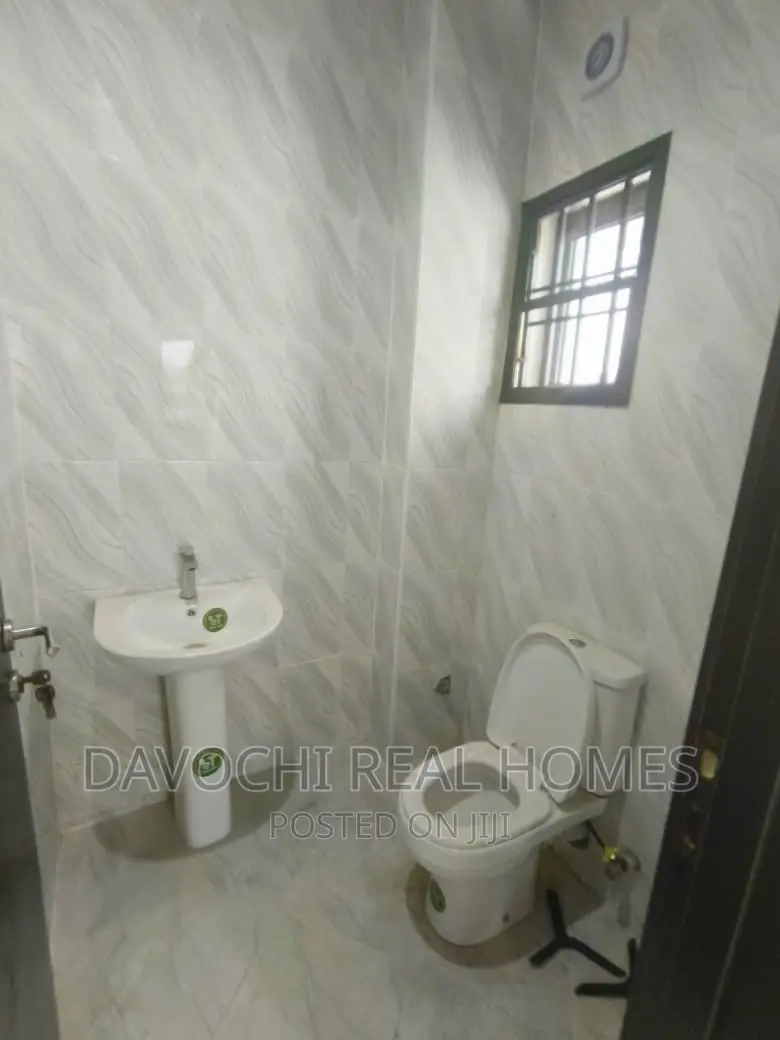 3bdrm Apartment in Chevron Second Toll, Lekki for rent