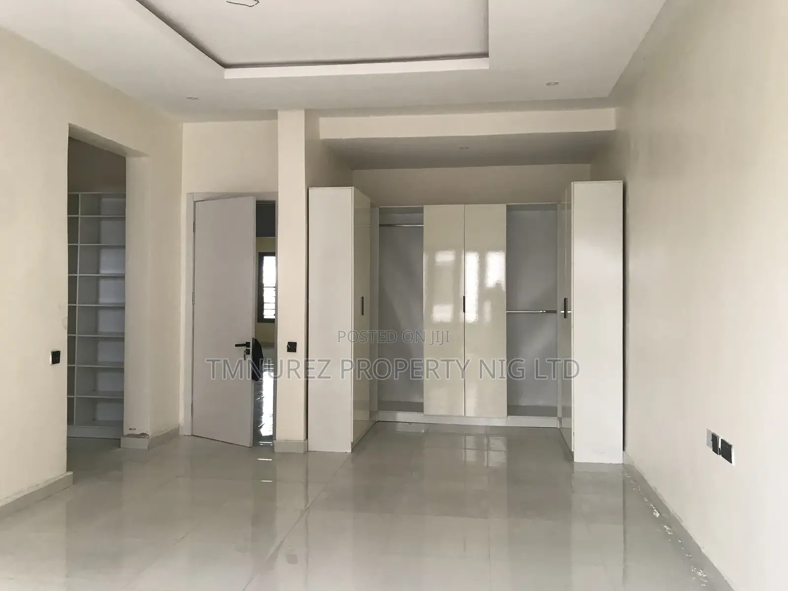4bdrm Townhouse/Terrace in Osapa london for sale