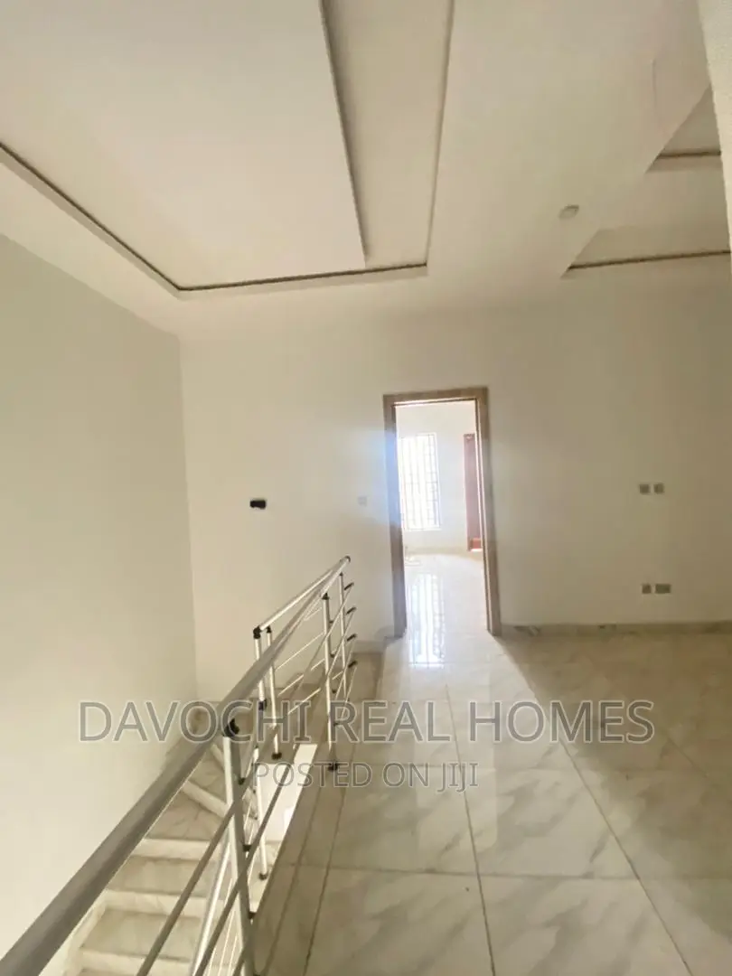 4bdrm Duplex in Lekky Country Home, Lekki for sale