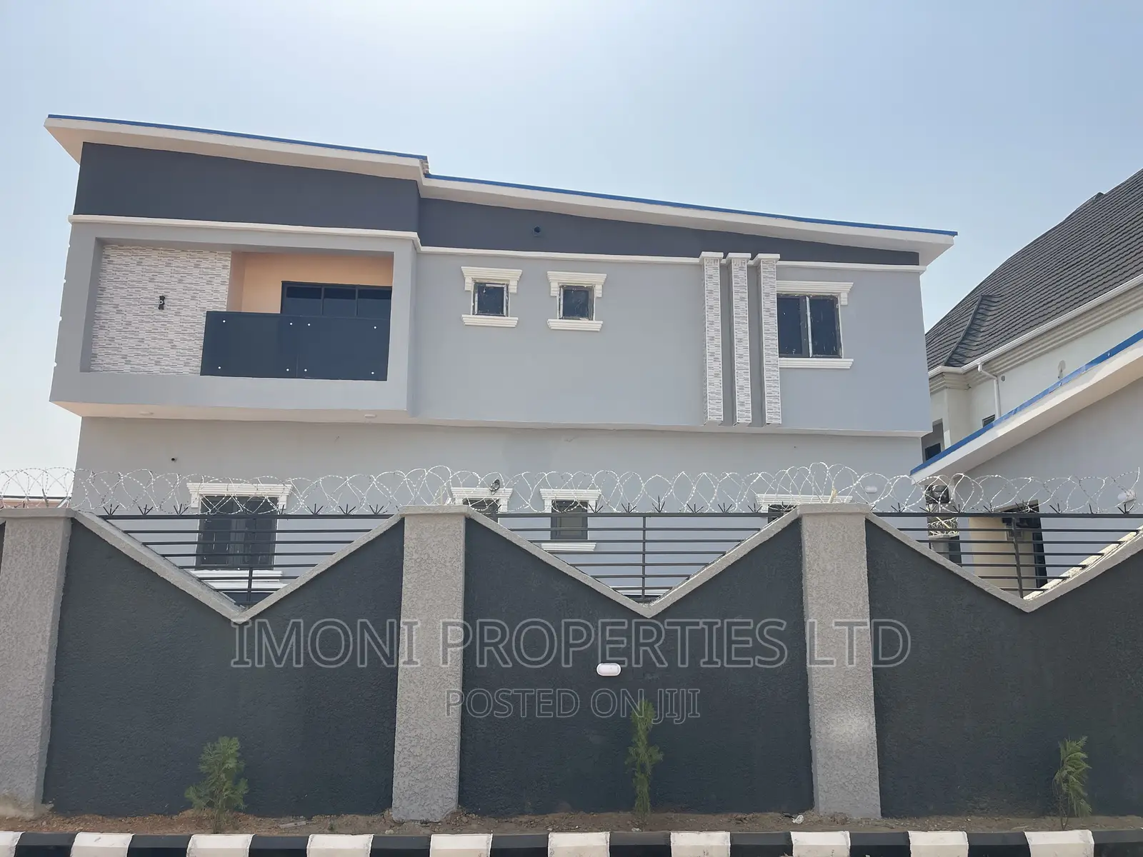 2bdrm Block of Flats in Fo1, Kubwa for rent