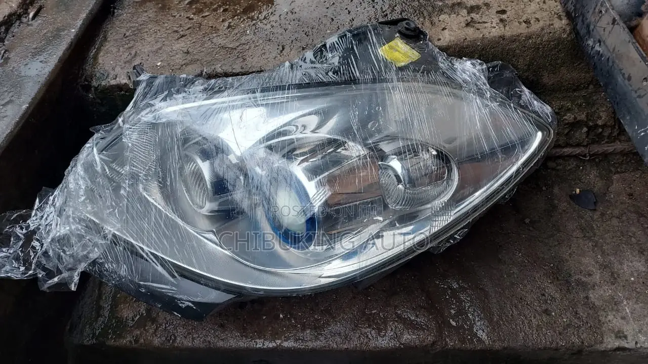 Headlight Buick Enclave 2012