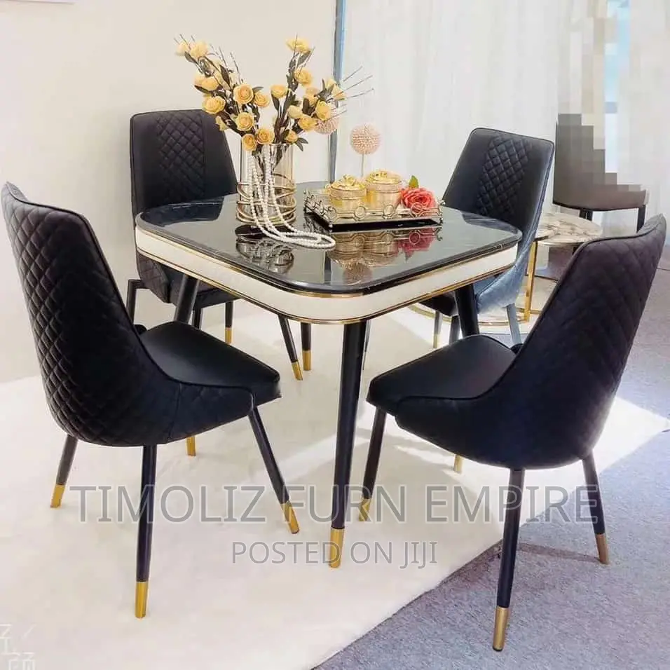4 Seaters Exclusive Luxury Marble Dining Table