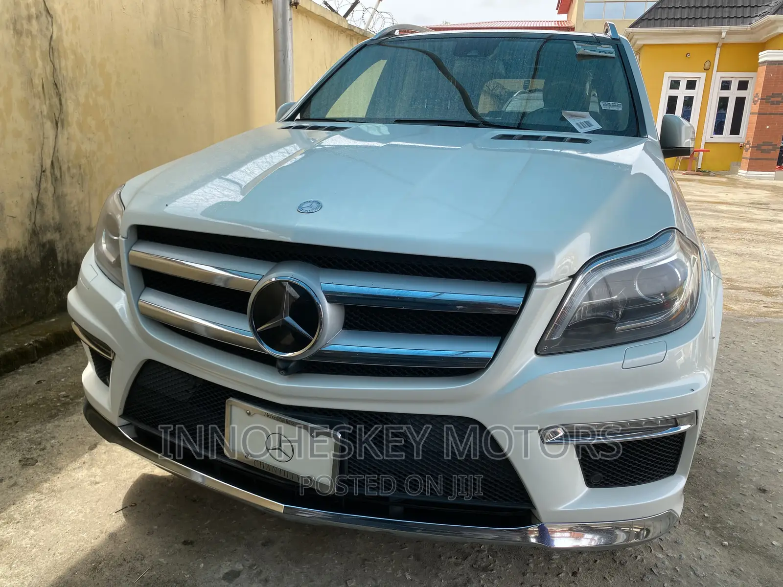 Mercedes-Benz GL-Class GL 550 2013 White