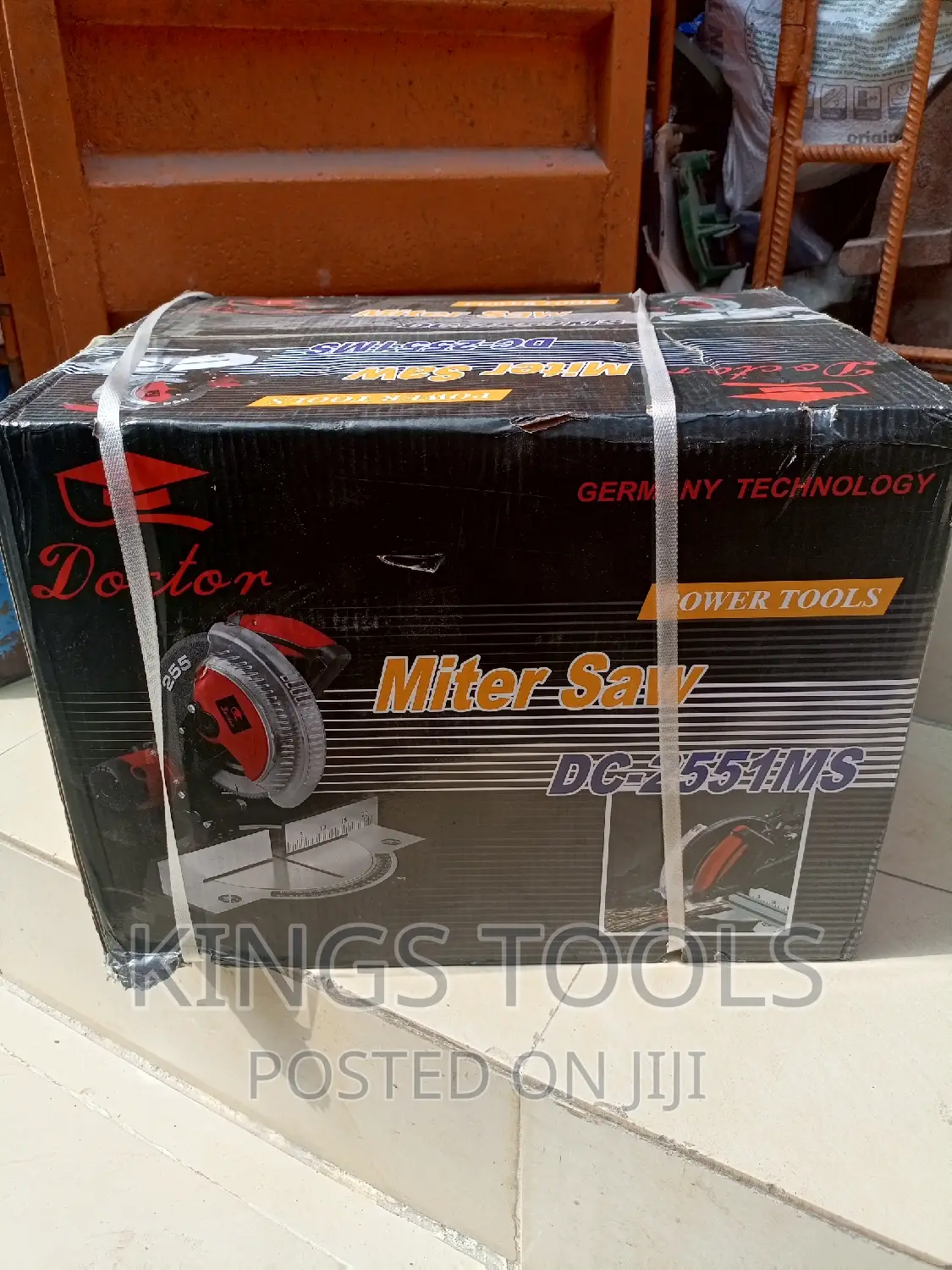 Miter Saw Machine (Doctor)