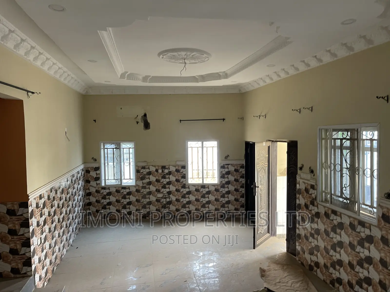 3bdrm Bungalow in Dutse Obasajo Road for rent