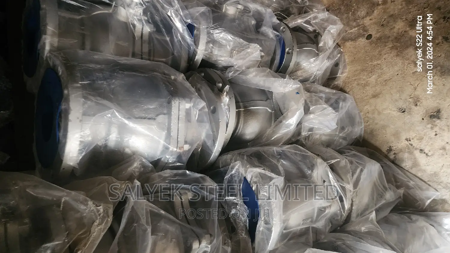 Elbow Flange and Valve