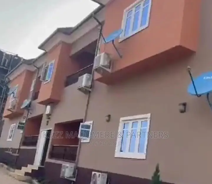 12bdrm Block of Flats in Republic Estate, for sale