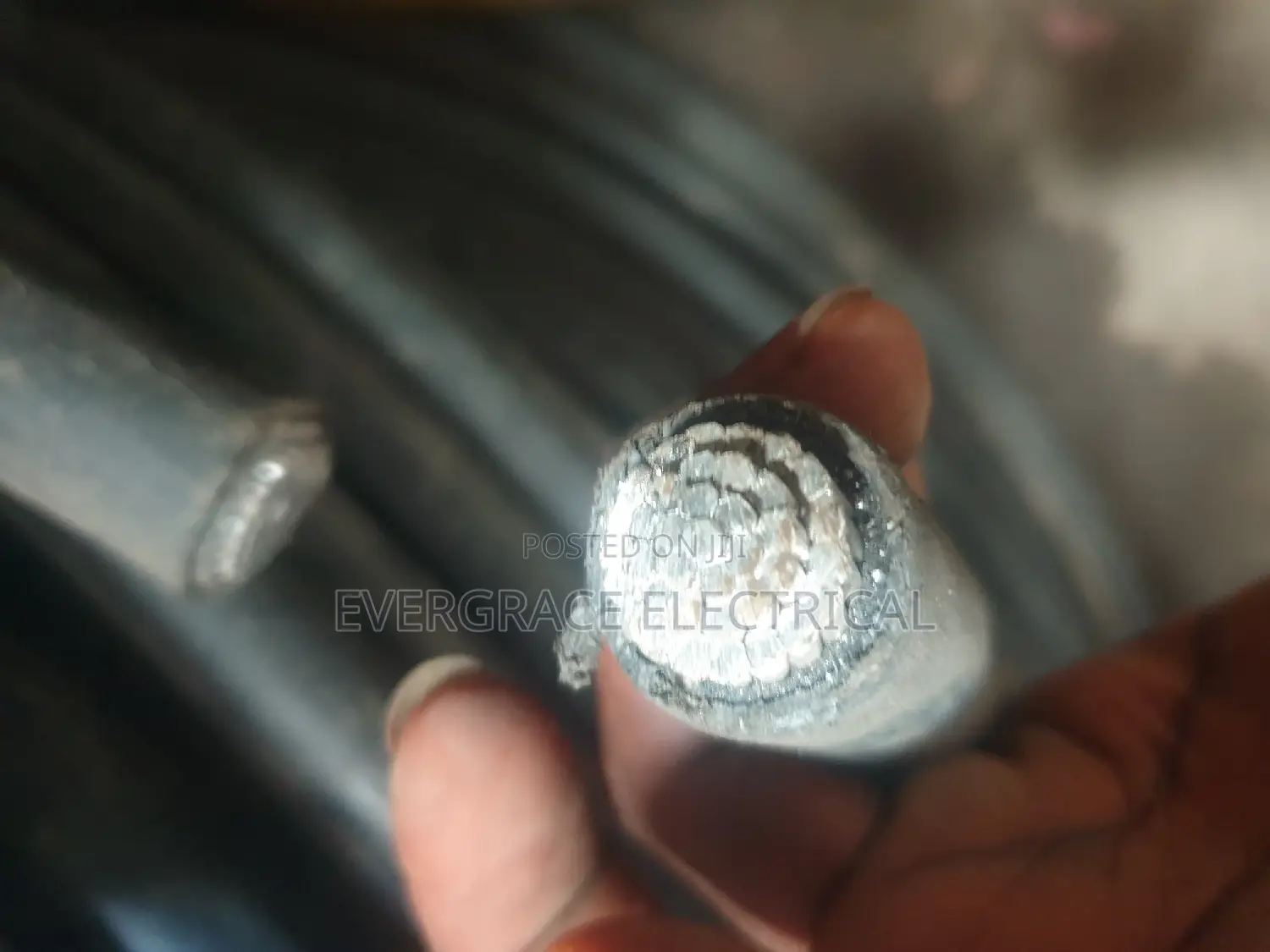 ,300mm Aluminium Single Cable