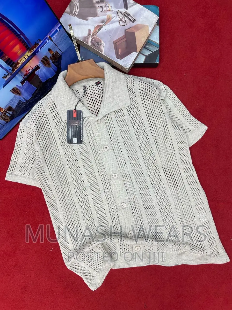 Classic Shortsleeved Shirt