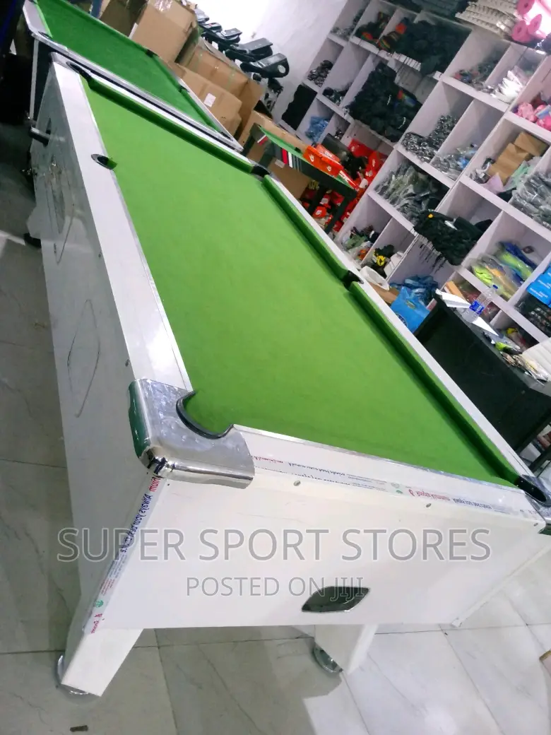 White Body Gloss Marble and Coin Snooker Board